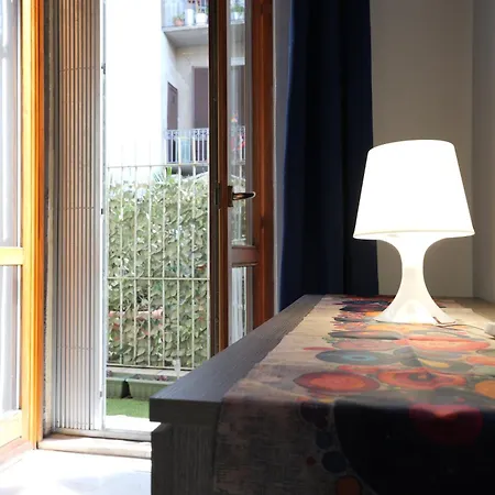 Apartamento Amatan Cairoli 32-apt 2 Camere-centro Torino-terrazzino -ac-
