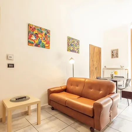Apartman Amatan Cairoli 32-apt 2 Camere-centro Torino-terrazzino -ac- Torino