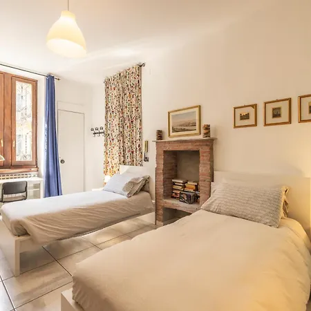 Appartamento Amatan Cairoli 32-apt 2 Camere-centro Torino-terrazzino -ac-
