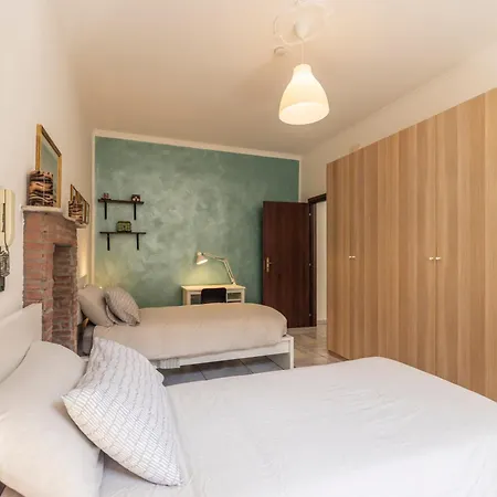 Appartamento Amatan Cairoli 32-apt 2 Camere-centro Torino-terrazzino -ac-