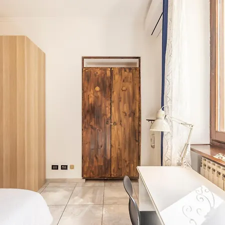 Amatan Cairoli 32-apt 2 Camere-centro Torino-terrazzino -ac- Διαμέρισμα Τορίνο