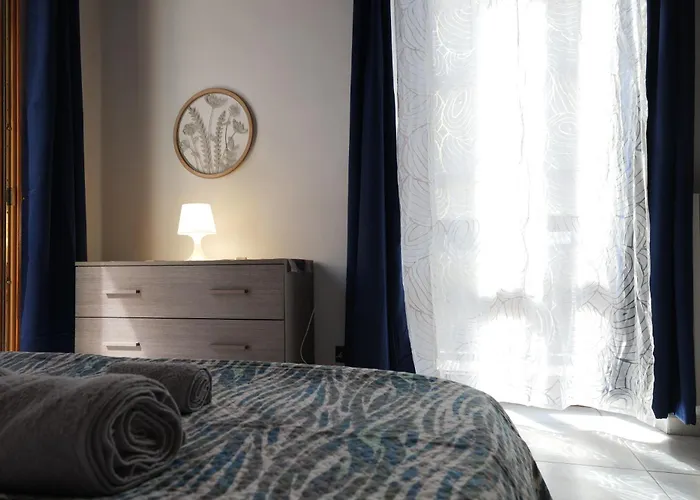 شقة Amatan Cairoli 32-apt 2 Camere-centro Torino-terrazzino -ac- تورينو