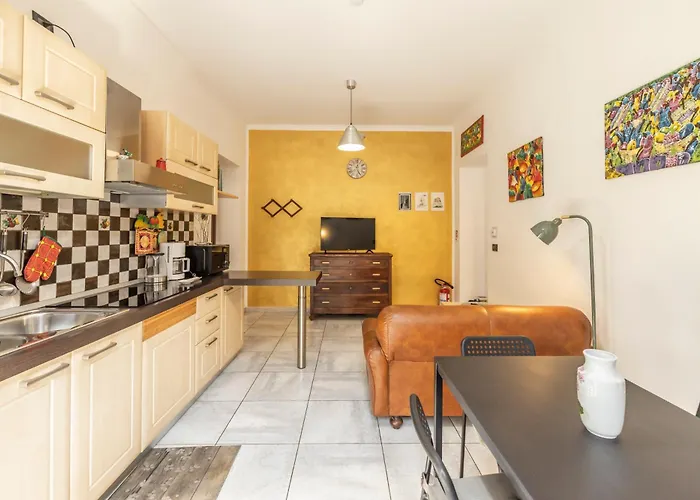 Amatan Cairoli 32-apt 2 Camere-centro Torino-terrazzino -ac- * تورينو