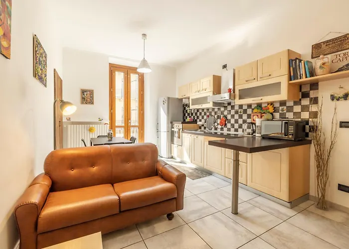 Διαμέρισμα Amatan Cairoli 32-apt 2 Camere-centro Torino-terrazzino -ac-