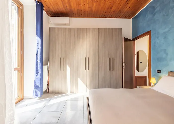 شقة Amatan Cairoli 32-apt 2 Camere-centro Torino-terrazzino -ac-