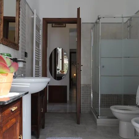 Apartamento Amatan Cairoli 32-ampio Trilocale Parco Valentino Centro *