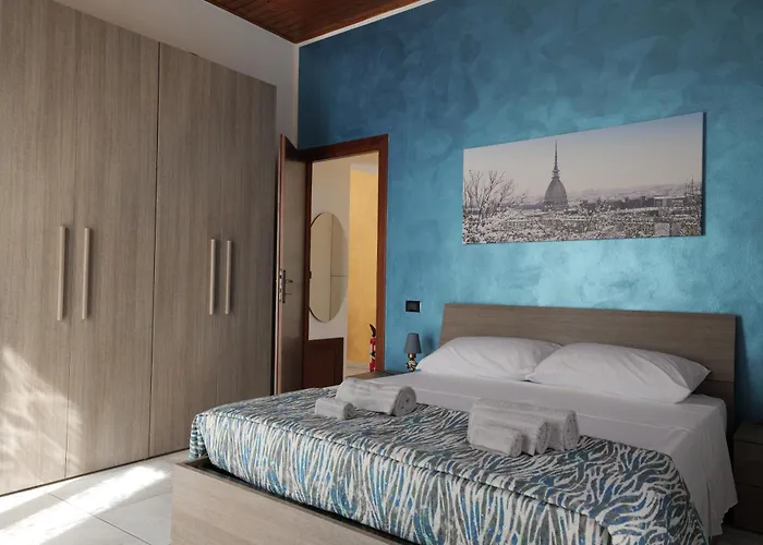 Amatan Cairoli 32-apt 2 Camere-centro Torino-terrazzino -ac- Appartement *