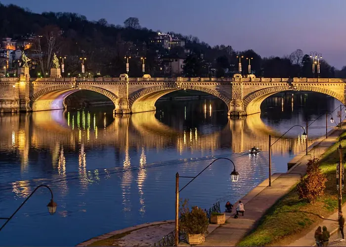 Amatan Cairoli 32-apt 2 Camere-centro Torino-terrazzino -ac- Appartement *