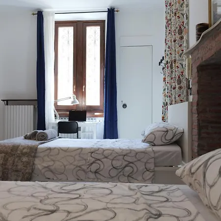 Amatan Cairoli 32-ampio Trilocale Parco Valentino Centro * Turín